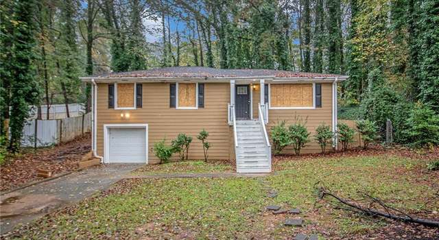 Photo of 245 E Simon Ter NW, Atlanta, GA 30318