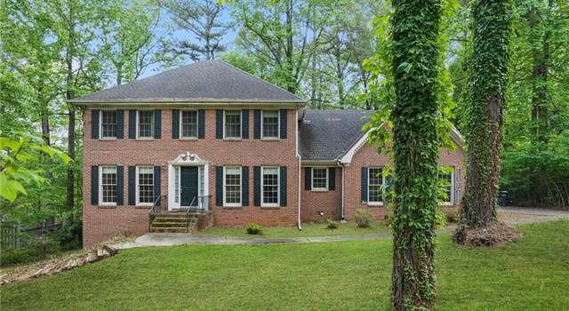 Photo of 256 Old Rosser Rd, Stone Mountain, GA 30087