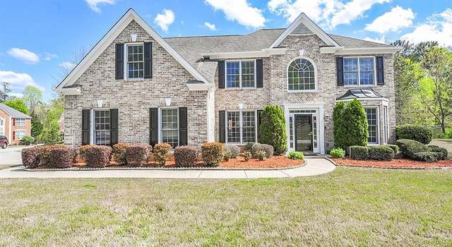 Photo of 6863 Deer Trail Ln, Stone Mountain, GA 30087