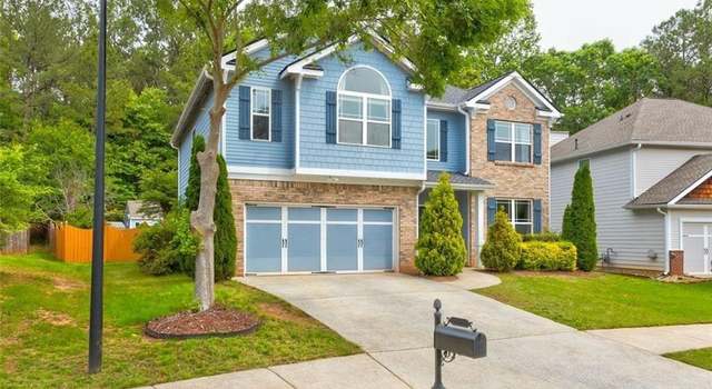 Photo of 133 Parkway Dr, Fairburn, GA 30213