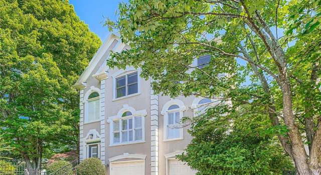Photo of 2426 Vivian Cir, Decatur, GA 30030