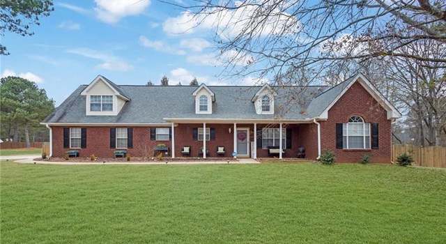 Photo of 1200 Bur Oak Ct, Mcdonough, GA 30252