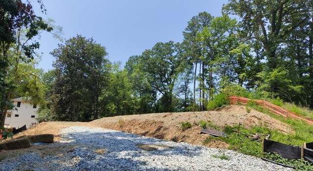 Photo of 2984 Howell Mill Rd NW, Atlanta, GA 30327