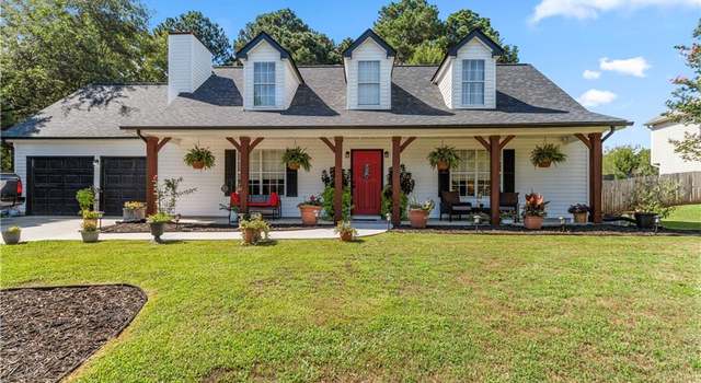 Photo of 241 Fox Run, Loganville, GA 30052