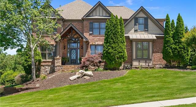 Photo of 4526 Meadowland Way, Flowery Branch, GA 30542
