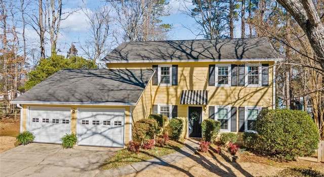 Photo of 585 Tyson Knls, Roswell, GA 30076