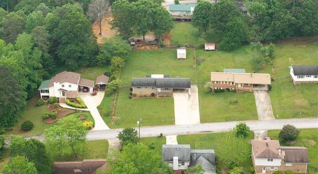 Photo of 4642 Elmhurst Dr, Douglasville, GA 30135