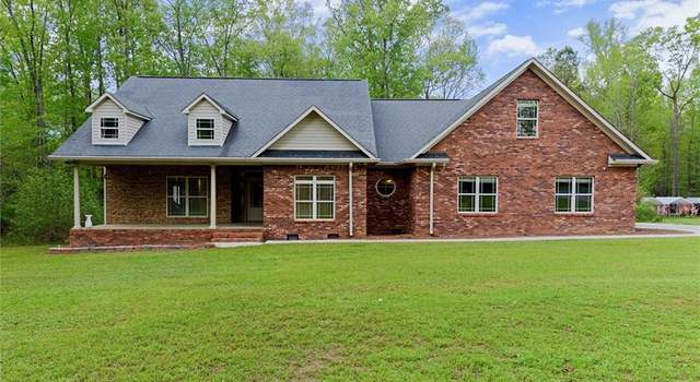 Photo of 204 Rollingwood Cir NW, Rome, GA 30165