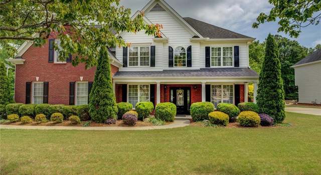 Photo of 121 Providence Club Dr, Monroe, GA 30656