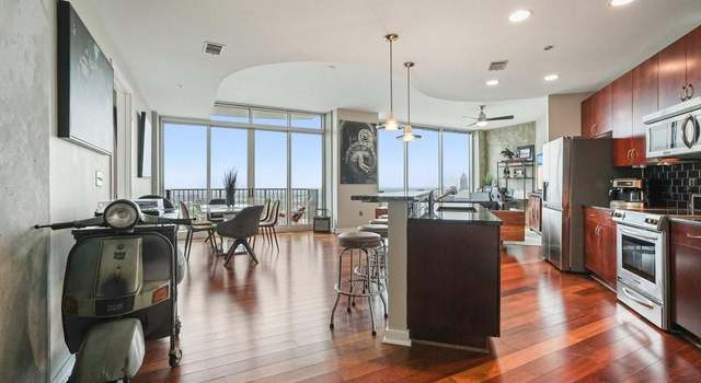 Photo of 400 W Peachtree St NW #3801, Atlanta, GA 30308