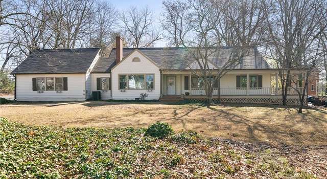 Photo of 1140 Goodwin Pl NE, Atlanta, GA 30319