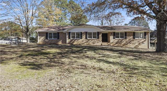 Photo of 3056 Hidden Forest Dr, Snellville, GA 30078
