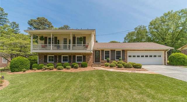 Photo of 1924 Windburn Ct, Snellville, GA 30078