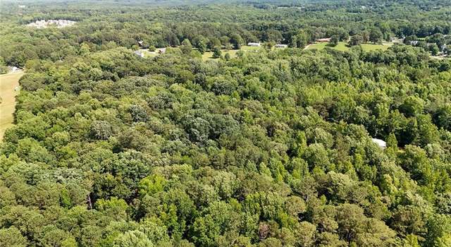 Photo of 6896 Heardsville Rd, Cumming, GA 30028