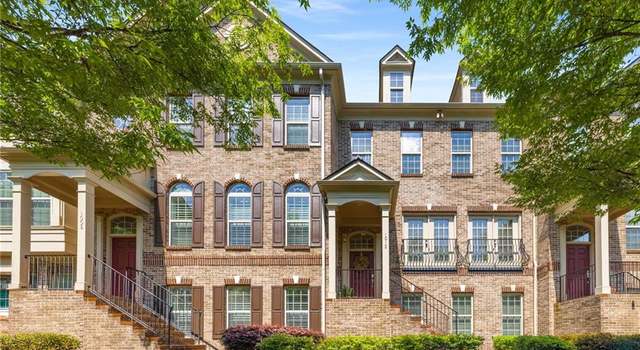 Photo of 1012 E Paces Chase, Atlanta, GA 30326