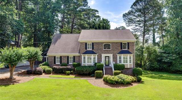 Photo of 1324 Concord Cir SW, Lilburn, GA 30047