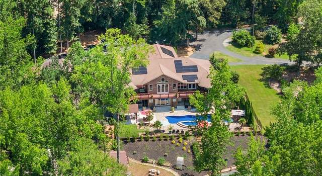 Photo of 1572 Azalea Dr, Lawrenceville, GA 30043
