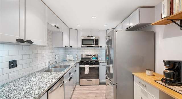 Photo of 6851 Roswell Rd Unit M12, Sandy Springs, GA 30328
