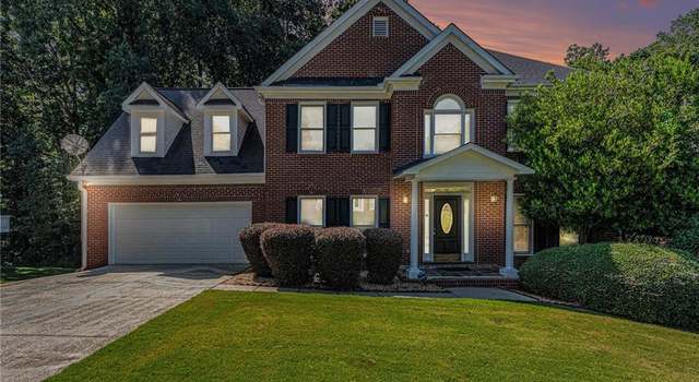 Photo of 100 Cross Creek Dr, Lilburn, GA 30047