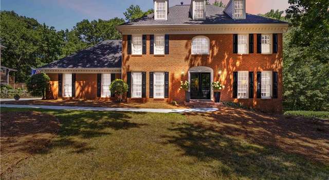 Photo of 8665 Lake Glen Ct, Alpharetta, GA 30022