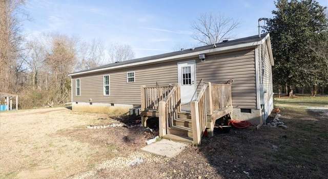 Photo of 1044 Waterworks Rd, Commerce, GA 30529