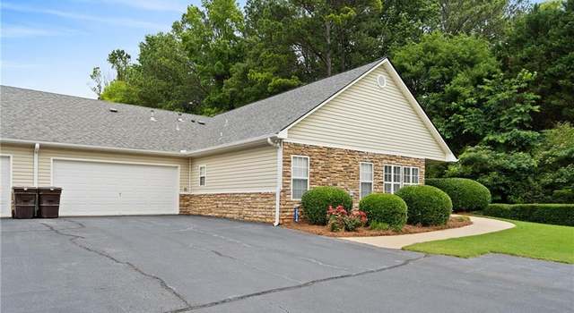 Photo of 3734 Villa Springs Cir, Powder Springs, GA 30127