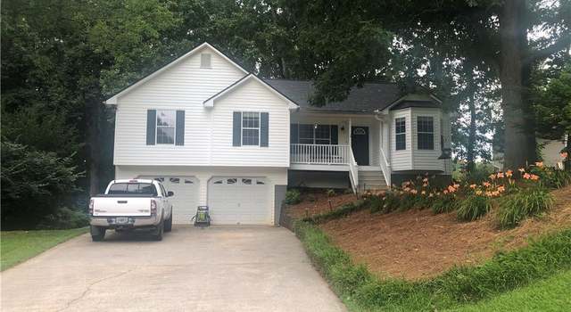 Photo of 224 Hawkins Farm Cir, Ball Ground, GA 30107