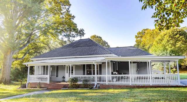 Photo of 203 New Town St, Tate, GA 30177