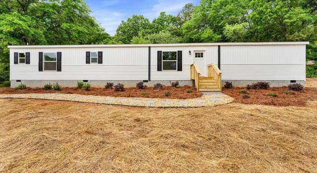 Photo of 136 Pine St, Danielsville, GA 30633