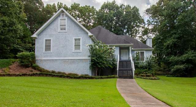 Photo of 1029 Oak Moss Dr, Lawrenceville, GA 30043