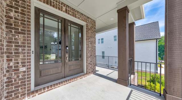 Photo of 934 Keystone Dr, Woodstock, GA 30188