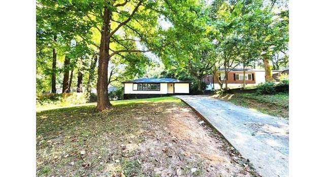 Photo of 2924 Sylvan Rd, East Point, GA 30344