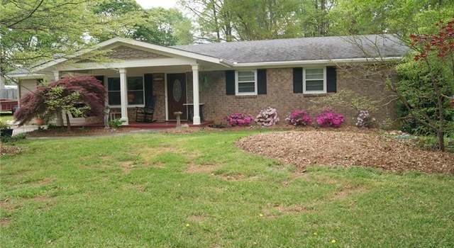 Photo of 4571 Ridgeview Dr, Powder Springs, GA 30127