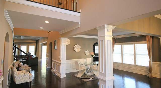 Photo of 1365 Willis Lake Dr, Kennesaw, GA 30152