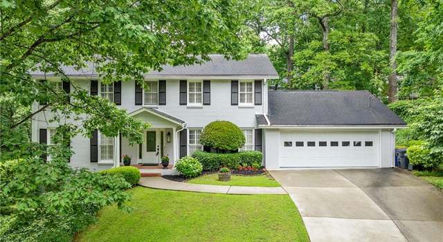 Photo of 870 Richmond Hill Dr, Marietta, GA 30068
