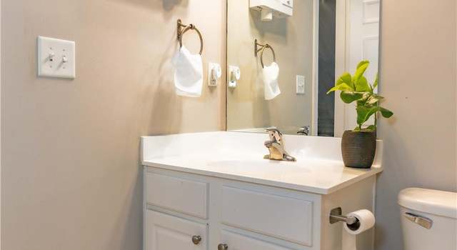 Photo of 6089 Tennyson Park Way, Peachtree Corners, GA 30092