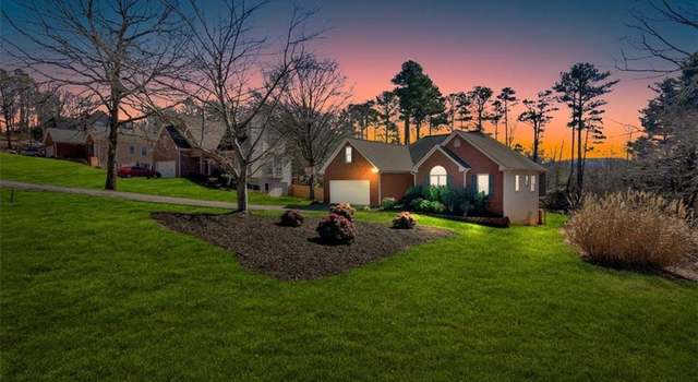 Photo of 46 Centerport Dr, White, GA 30184