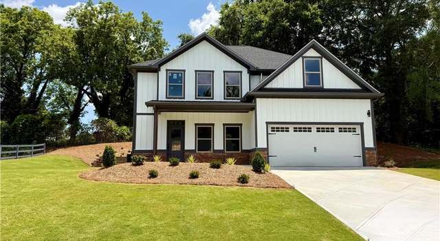 Photo of 162 Ashford Ln, Commerce, GA 30529