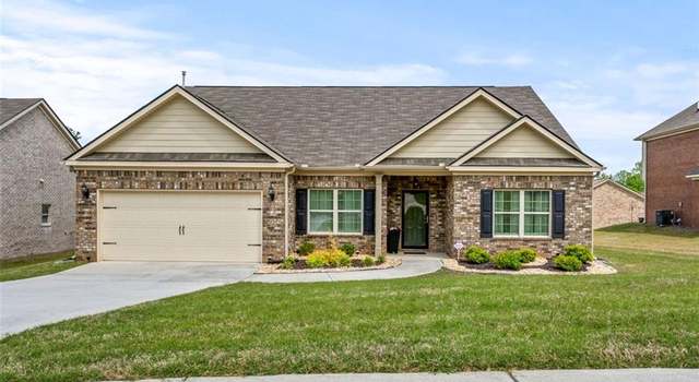 Photo of 119 Saint Margrit Cir, Stockbridge, GA 30281