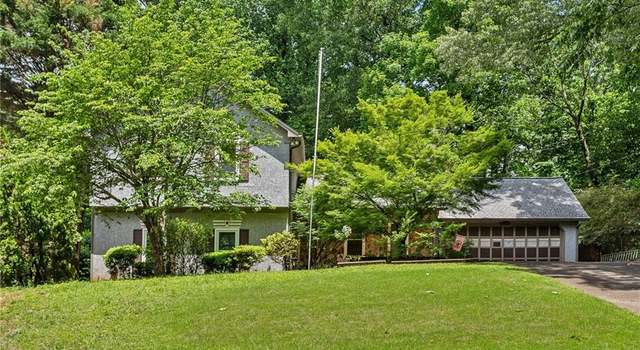 Photo of 3665 Pine St, Doraville, GA 30340