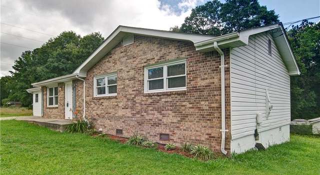 Photo of 24 Echo Ridge Dr, Powder Springs, GA 30127