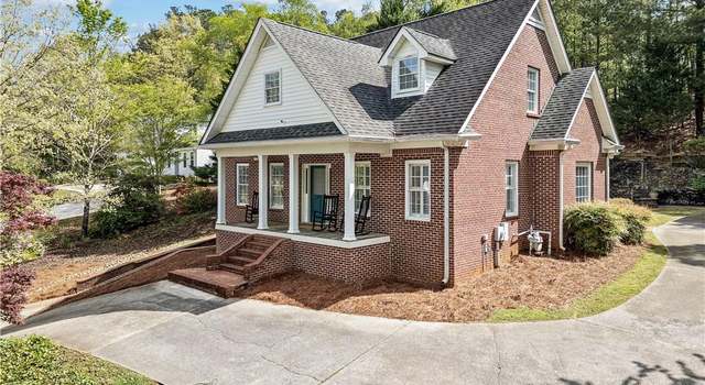 Photo of 324 Etowah Dr, Cartersville, GA 30120