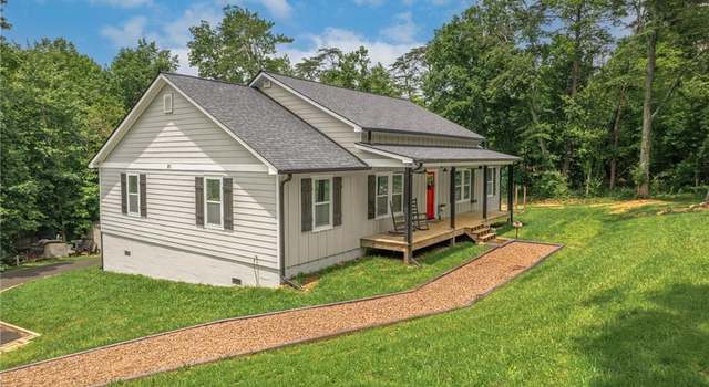 Photo of 20 Laurel View Dr, Jasper, GA 30143