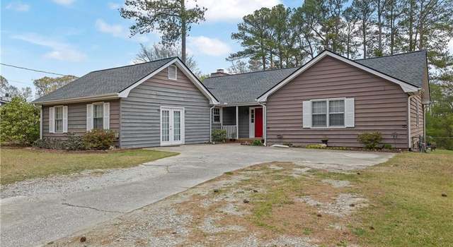 Photo of 1988 Fabersham Dr, Snellville, GA 30078