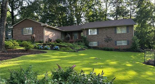 Photo of 747 Dogwood Cir, Norcross, GA 30071