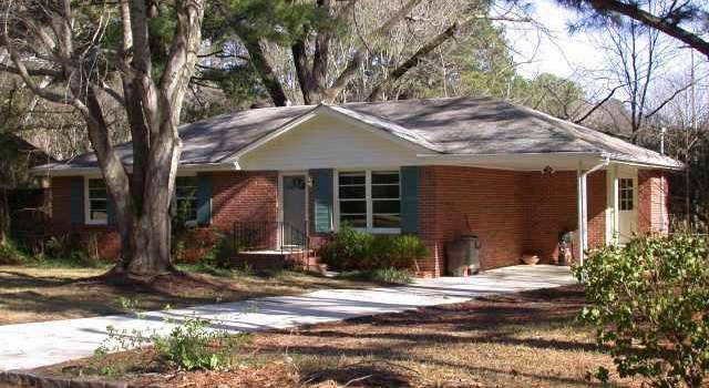 Photo of 1023 Scott Cir, Decatur, GA 30033