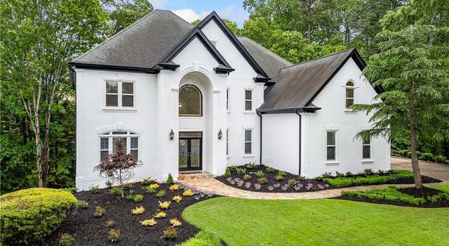 Photo of 2321 Edgemere Lake Cir, Marietta, GA 30062