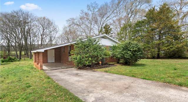 Photo of 31 Mill St, Cave Spring, GA 30124