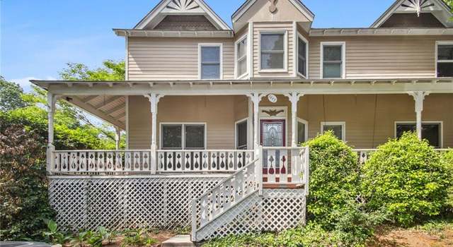 Photo of 1445 Cambridge Cmn, Decatur, GA 30033