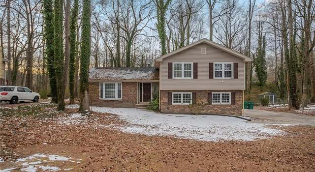 Photo of 2026 Morris Dr, Riverdale, GA 30296